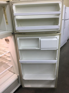 White Westinghouse Refrigerator - 1599