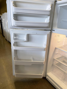 Frigidaire Refrigerator - 5749