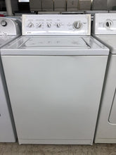 Load image into Gallery viewer, Kenmore Washer and Electric Dryer Set - 2253-1713
