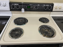 Load image into Gallery viewer, GE Electric Coil Stove - 8084
