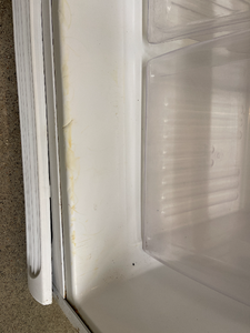 Frigidaire Refrigerator - 3445