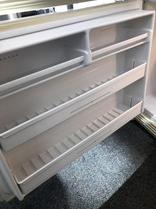 Amana Freezer on the Bottom - 9549