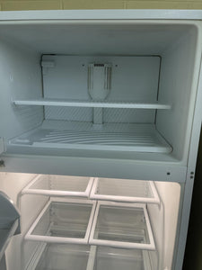 Whirlpool Refrigerator - 4948