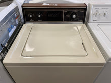 Load image into Gallery viewer, Kenmore Washer - 3283
