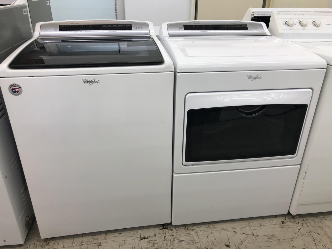 Whirlpool Washer and Gas Dryer Set - 9741-4238