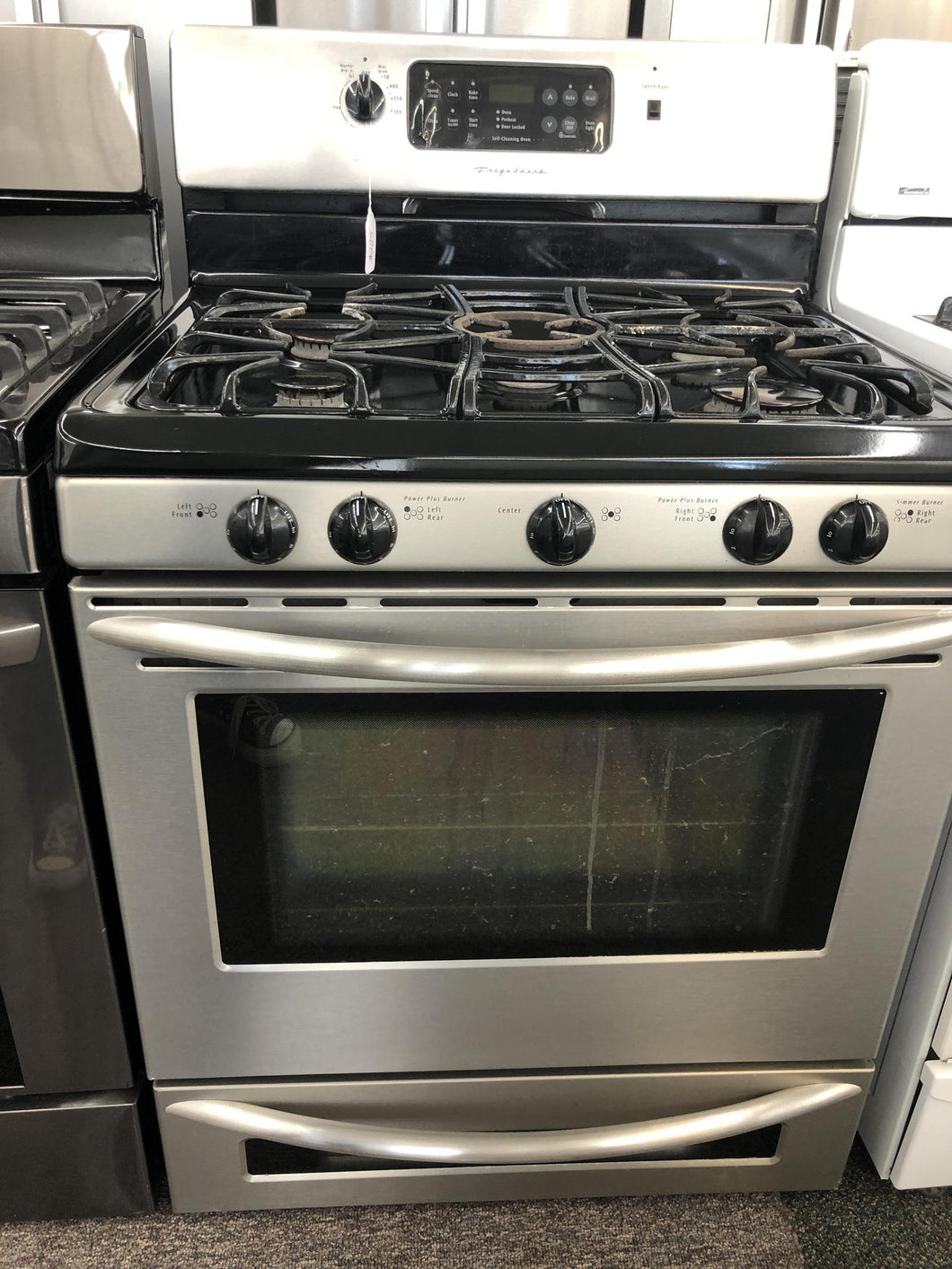 Frigidaire Stainless Gas Stove - 4641