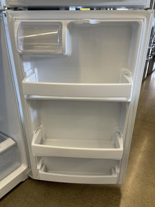 GE White Refrigerator - 1625