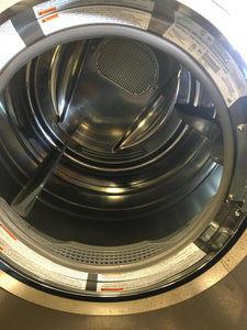 Electrolux Front Load Washer and Gas Dryer - 5709-7905