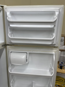 Frigidaire Refrigerator - 7238