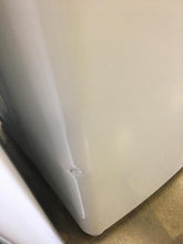 Load image into Gallery viewer, Midea Washer and Gas Dryer - 1545 - 2192
