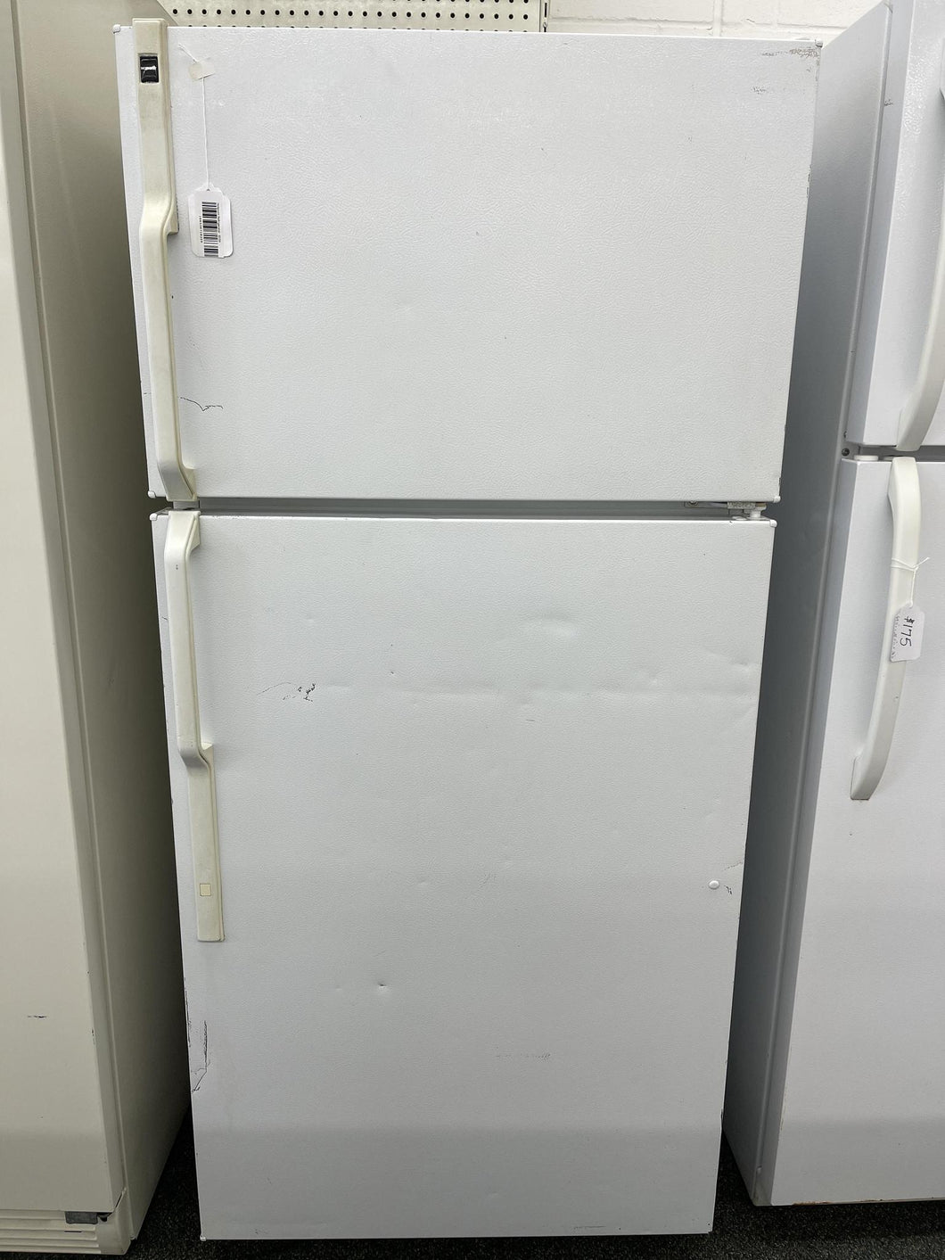 Hotpoint Refrigerator - 8359