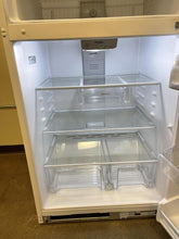 Load image into Gallery viewer, Whirlpool Bisque Refrigerator - 5549
