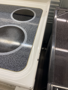 Hotpoint Electric Stove - 2800