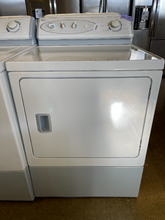Load image into Gallery viewer, Amana Washer and Gas Dryer Set - 1180 - 1181
