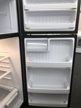 Load image into Gallery viewer, GE Refrigerator - 0544
