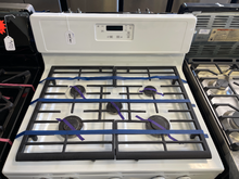 Load image into Gallery viewer, Whirlpool Gas Stove - 3671
