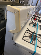 Load image into Gallery viewer, GE Gas Stove - 2692
