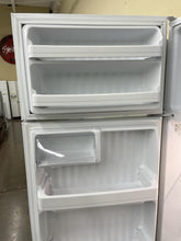 Load image into Gallery viewer, GE Refrigerator - 1730
