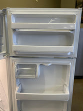 Load image into Gallery viewer, GE Refrigerator - 0344
