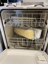 Load image into Gallery viewer, Kenmore White Dishwasher - 0985
