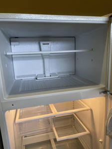 Whirlpool Refrigerator - 7204