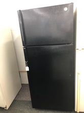 Load image into Gallery viewer, GE Refrigerator - 0544
