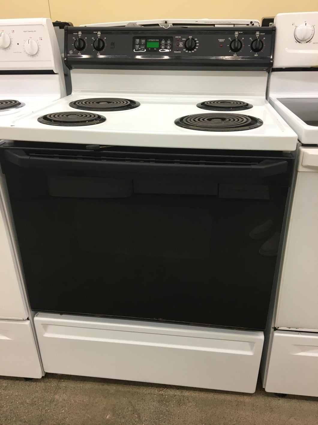 GE Electric Stove - 2277