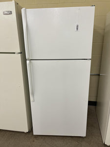 Estate White Refrigerator - 9903