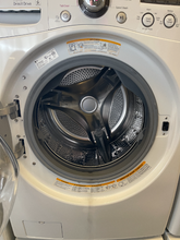 Load image into Gallery viewer, LG Front Load Washer and Gas Dryer Set - 2978 - 2967
