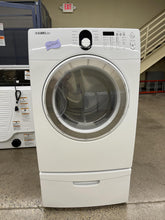 Load image into Gallery viewer, Samsung Gas Dryer w/ Pedestal - 2679
