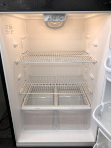 Frigidaire Refrigerator - 1553