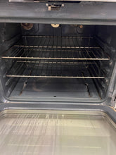 Load image into Gallery viewer, GE Gas White Stove - 4474
