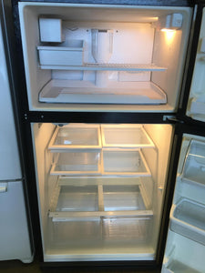 Whirlpool Refrigerator - 4053