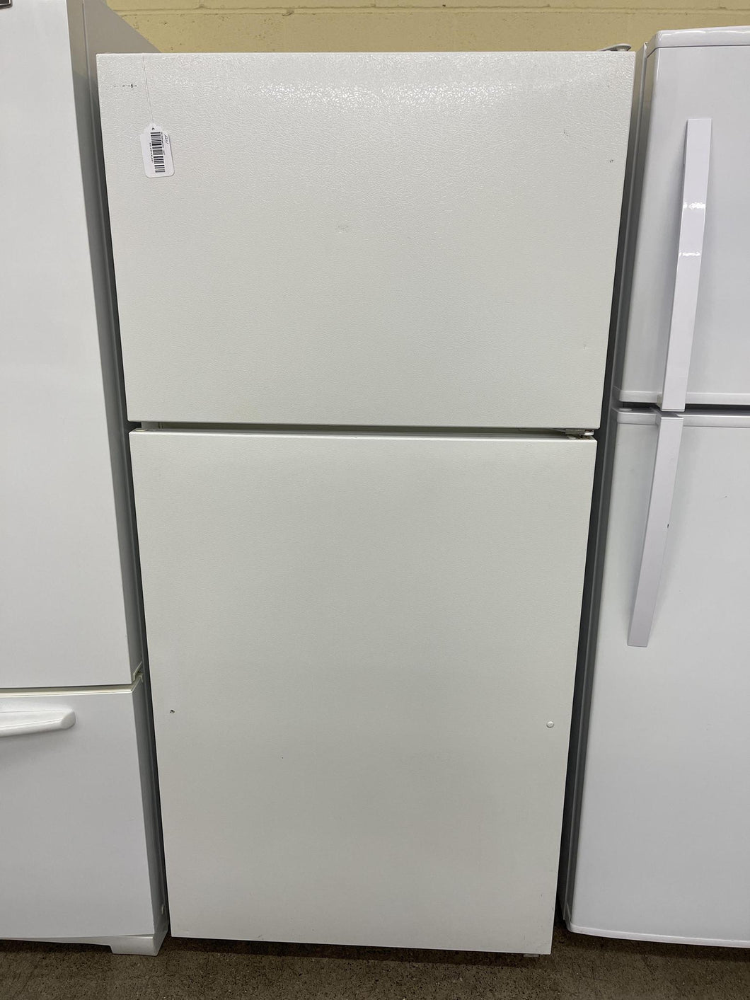 GE Refrigerator - 1607