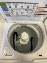 Load image into Gallery viewer, Amana Washer and Gas Dryer Set - 3245 - 3241
