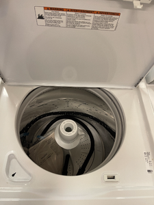 Whirlpool Washer and Gas Dryer Set - 3120 - 3121