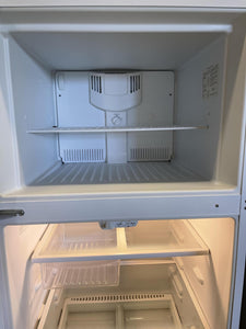 Frigidaire Refrigerator - 3674