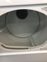 Load image into Gallery viewer, Maytag Washer and Gas Dryer Set - 1731-0111
