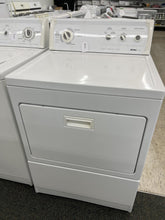 Load image into Gallery viewer, Kenmore Washer and Gas Dryer Set - 4381-7084
