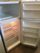 Load image into Gallery viewer, GE Refrigerator - 9696
