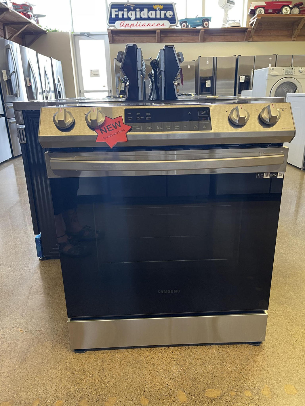 Samsung Slide-in Stainless Electric Stove - 0614