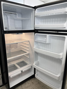 GE Refrigerator - 6958