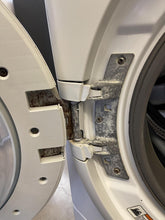 Load image into Gallery viewer, Whirlpool Duet Front Load Washer and Gas Dryer Set - 5020 - 4844
