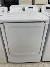 Load image into Gallery viewer, Samsung Washer and Gas Dryer Set - 0038-9917
