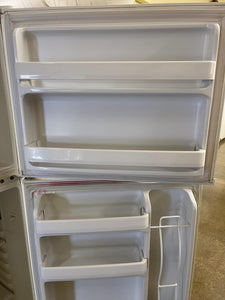 GE Refrigerator - 2298