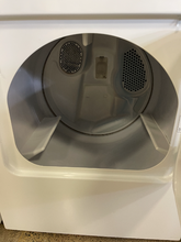 Load image into Gallery viewer, Maytag Washer and Electric Dryer Set - 3050 - 3068
