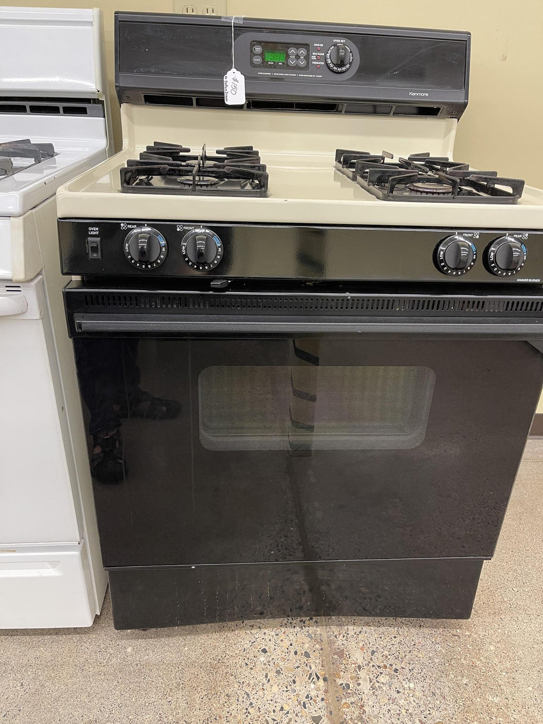 Kenmore Gas Stove - 8045