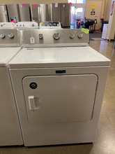 Load image into Gallery viewer, Maytag Washer and Electric Dryer Set - 2618 - 2619
