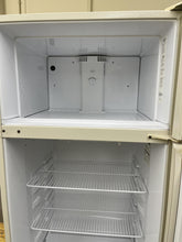 Load image into Gallery viewer, Frigidaire Bisque Refrigerator - 0576
