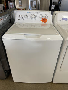 GE Washer and Gas Dryer Set - 7722 - 5527